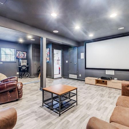 Stunning 5Br 2Ba Holiday Home With Private Pool And Cinema Dallas Exterior photo