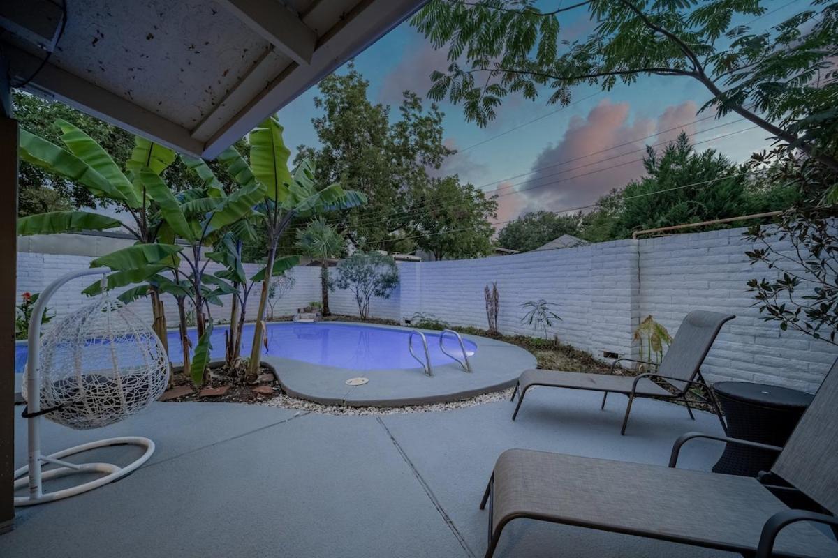 Stunning 5Br 2Ba Holiday Home With Private Pool And Cinema Dallas Exterior photo